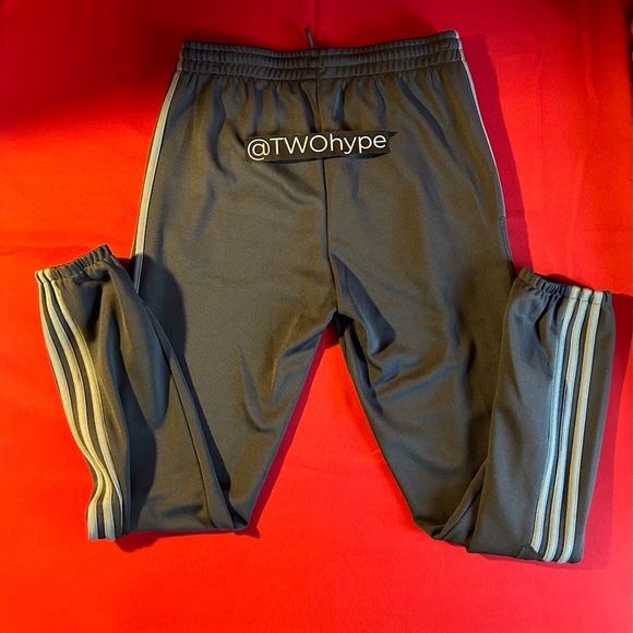 Adidas Yeezy Calabasas Track Pants (FW18) - Picture 2 of 7